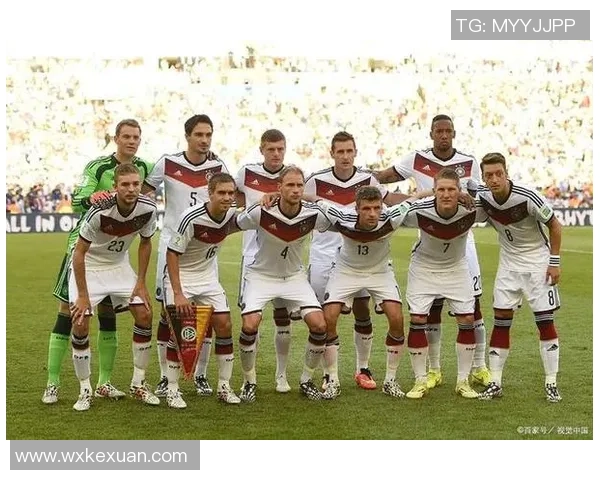 世界杯点评：重庆足球队的团队协作表现